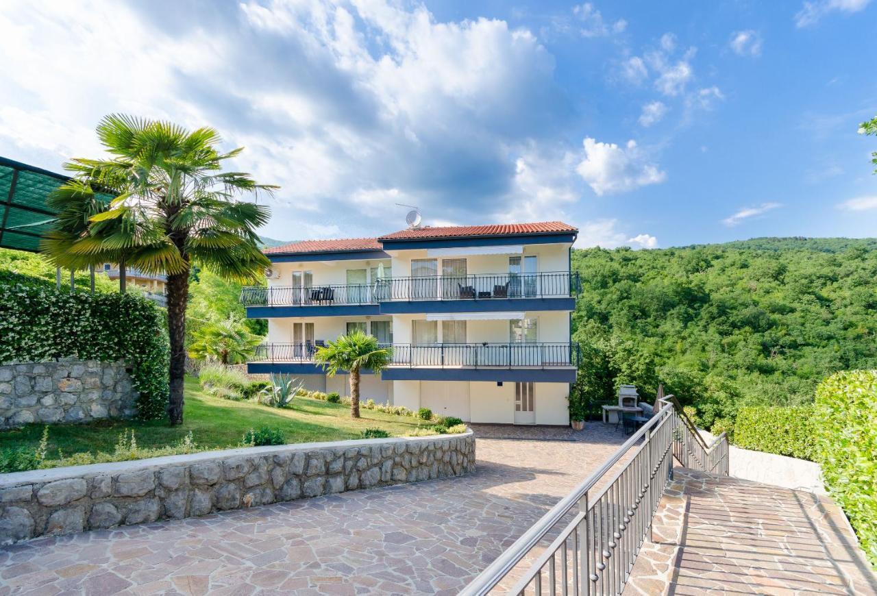 Apartments Marijana Ičići Exteriér fotografie