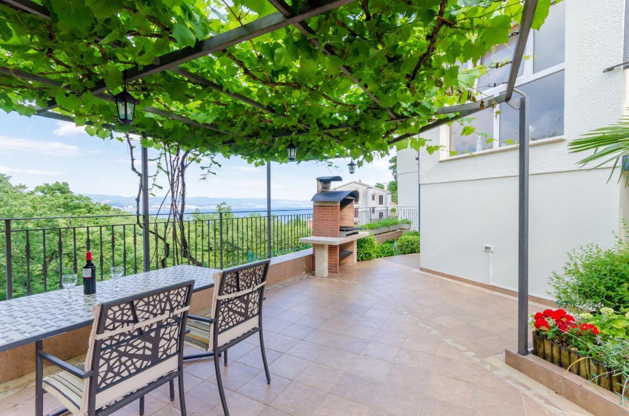 Apartments Marijana Ičići Exteriér fotografie