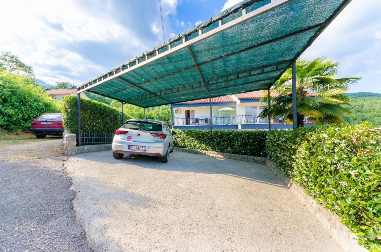 Apartments Marijana Ičići Exteriér fotografie