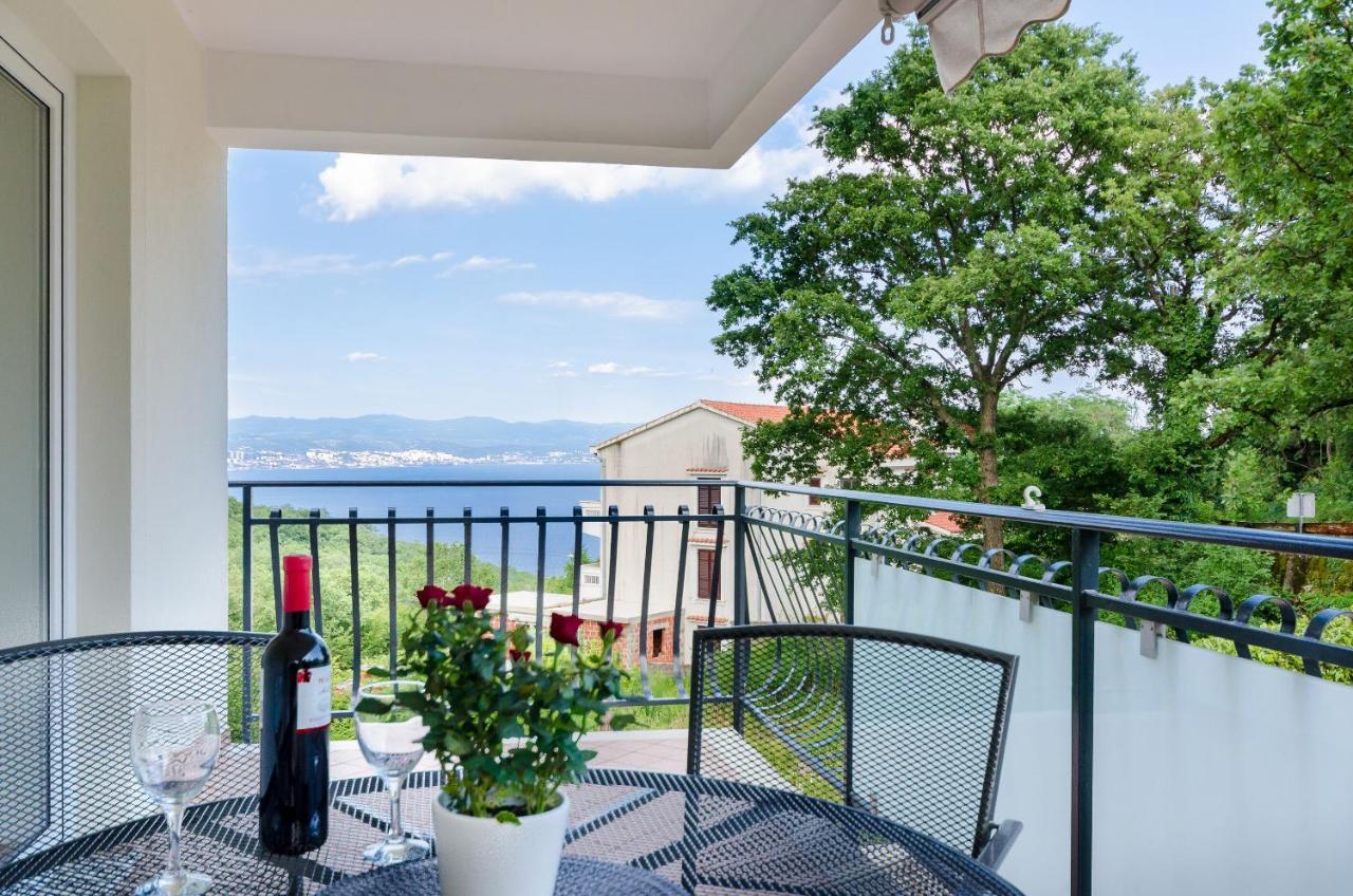 Apartments Marijana Ičići Exteriér fotografie