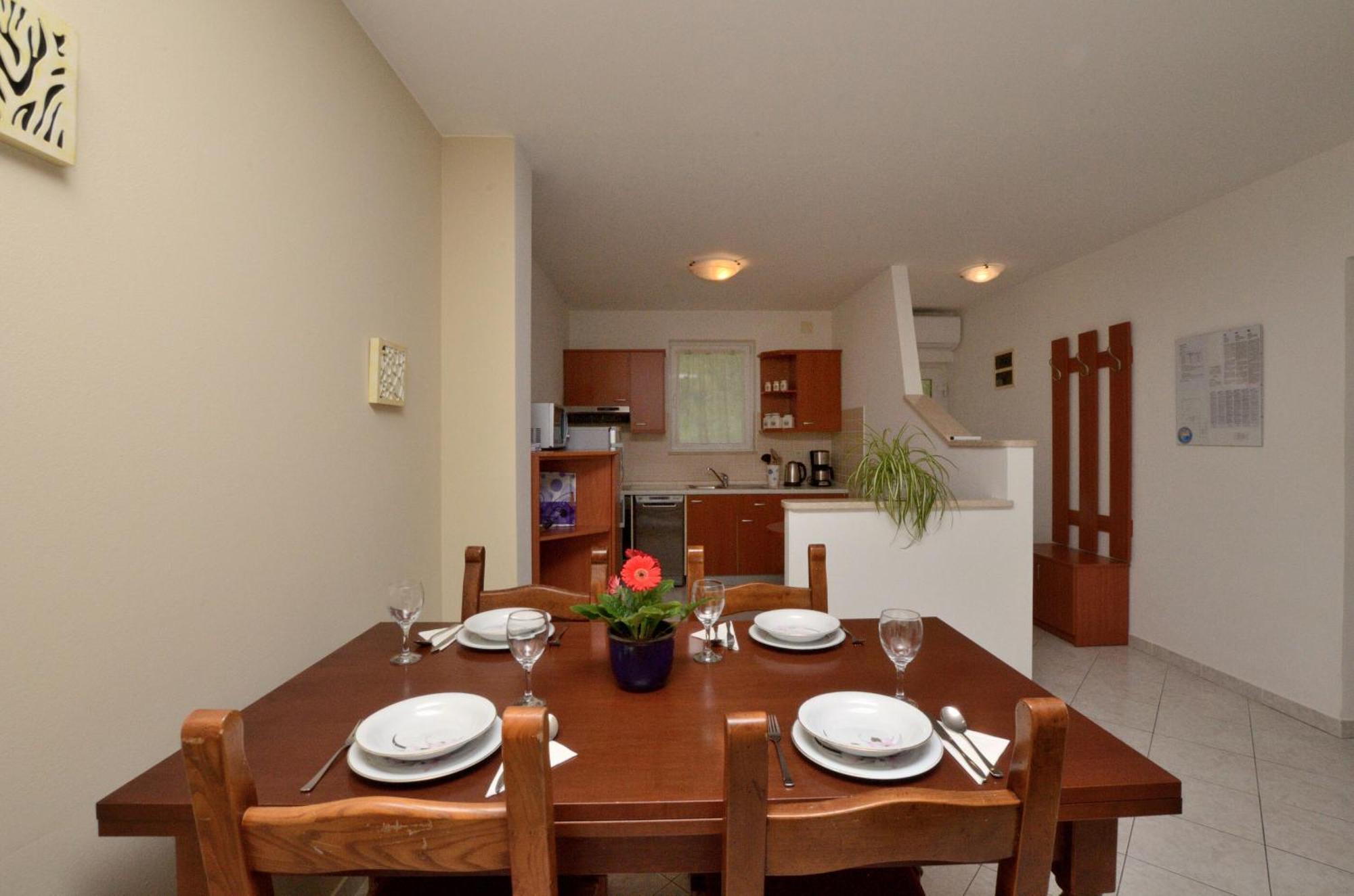 Apartments Marijana Ičići Exteriér fotografie